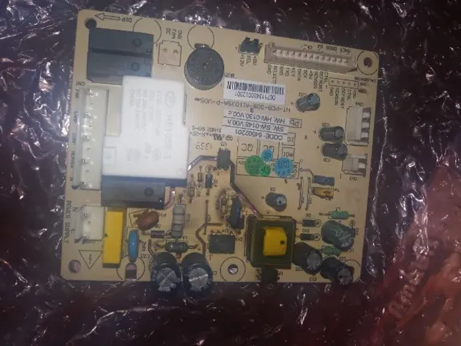 Placa da Geladeira Eletrolux DF52 no Estado