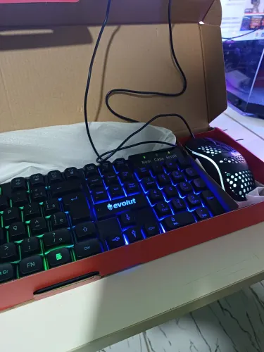 Teclado e mause semi mecânico ( RGB)