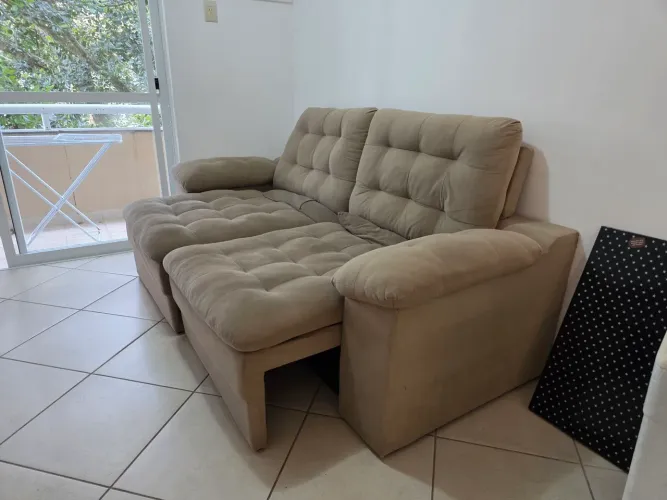 Sofá em Ótimo Estado - Venda por Mudança