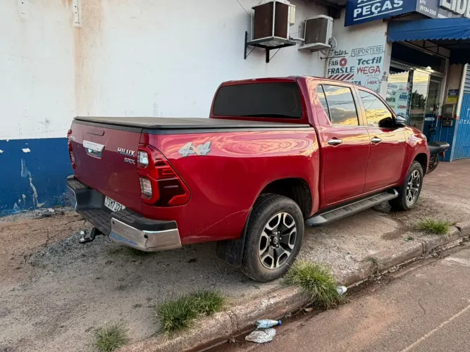 Toyota Hilux CD SRX 4X4 2.8 TDI 16V Diesel Aut. 2025