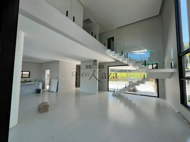 Oportunidade - Casa em Condomínio - Condomínio Residencial Alphaville II - 4 Suítes - 500m