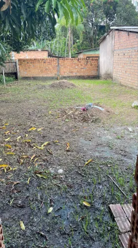 Vendo terreno no outeiro