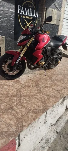 Cb1000r