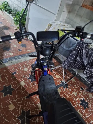 Scooter elétrica X13 2025 100KM RODADOS