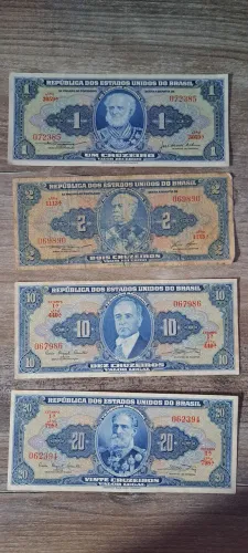 Quatro Cédulas antigas de Cruzeiro (décadas de 1940, 1950 e 1960)