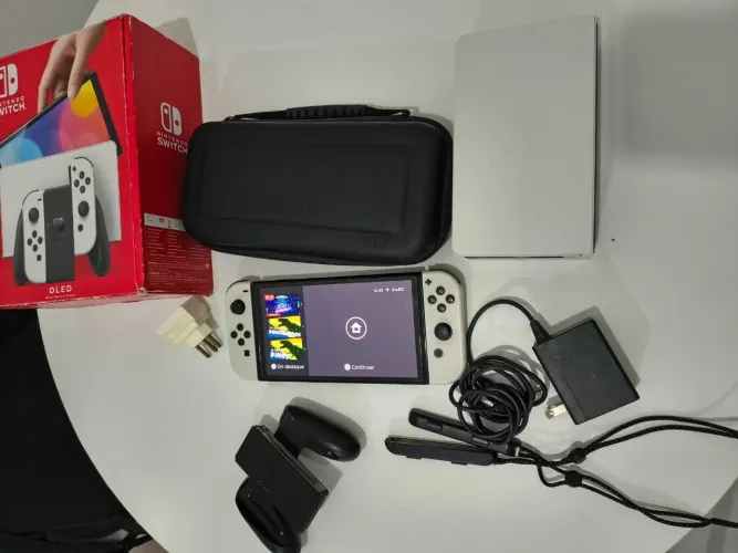 Nintendo Swift olede