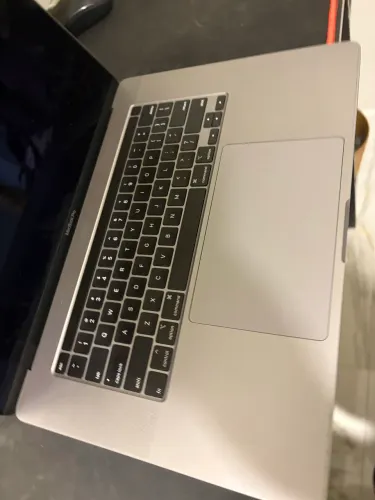 MacBook Pro 16 2019