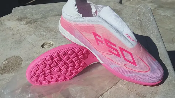 Chuteira F50 n°40 rosa