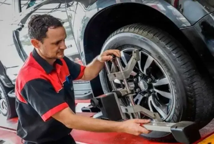 Contrata-se alinhador automotivo