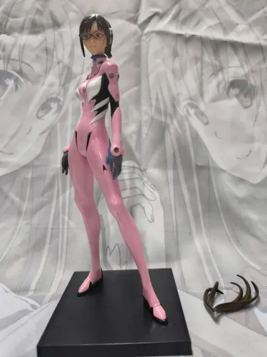 1 figure Mari avariado.
