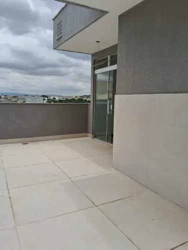 Cobertura a venda no bairro Cabral