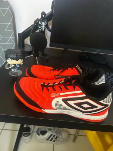 Umbro pro 5 (Em excelente estado)