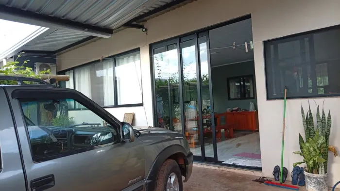 Rancho na beira do rio Ivai 