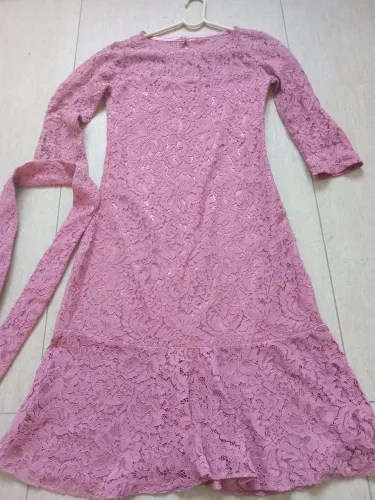 Vestido de renda para festa seminovo