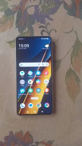 Troco poco X6 PRO 5g em notebook, não tem nenhum mês de uso, nenhum detalhe, nota fiscal.