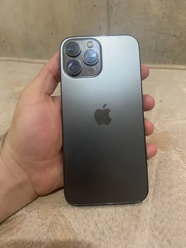 iPhone 13 Pro Max nunca aberto