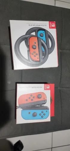 Joy-Con Nintendo Switch vermelho/Azul + brinde