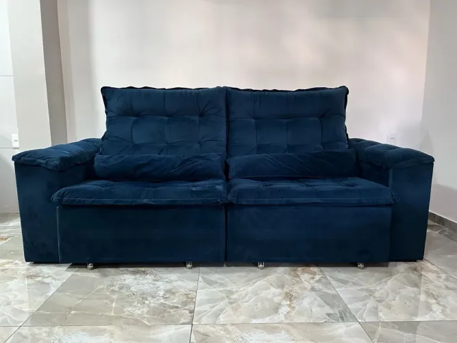 Sofá Retrátil e Reclinável