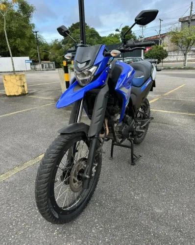 VENDO/TROCO LANDER 250 2022 NO MEU NOME, PRONTA PRA TRASFERIR, MANUAL E CHAVE RERSERVA
