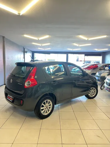 Fiat Palio Attractive 1.0 EVO Fire Flex 8V 5P 2013