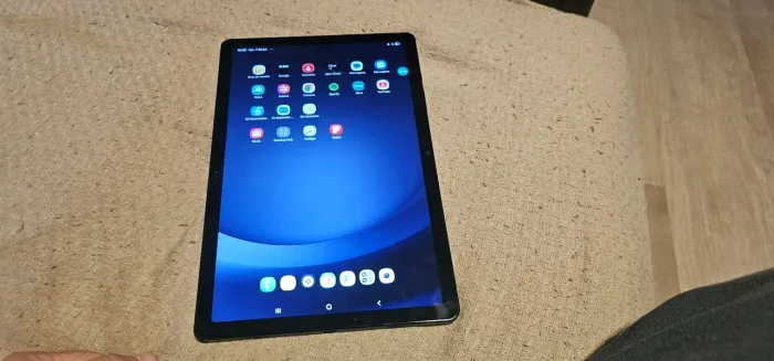 Vendo tablet Tab A9plus em excelentes condições.