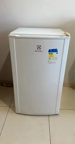 Electrolux 120 Litros RE120 Branco - Usado e Funcionando perfeitamente