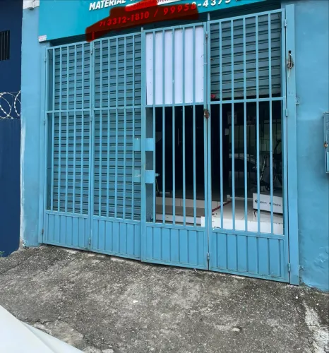 Portão com 04 bandas