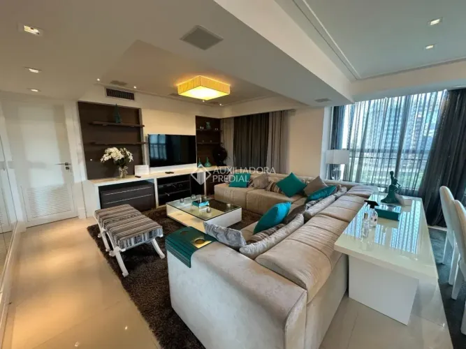 Excelente apartamento com 150m 3 quartos/suítes com 2 vagas no Três Figueiras - Porto Aleg