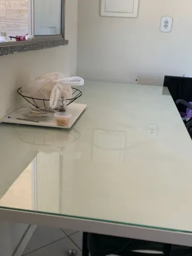 Mesa De vidro ee Madeira