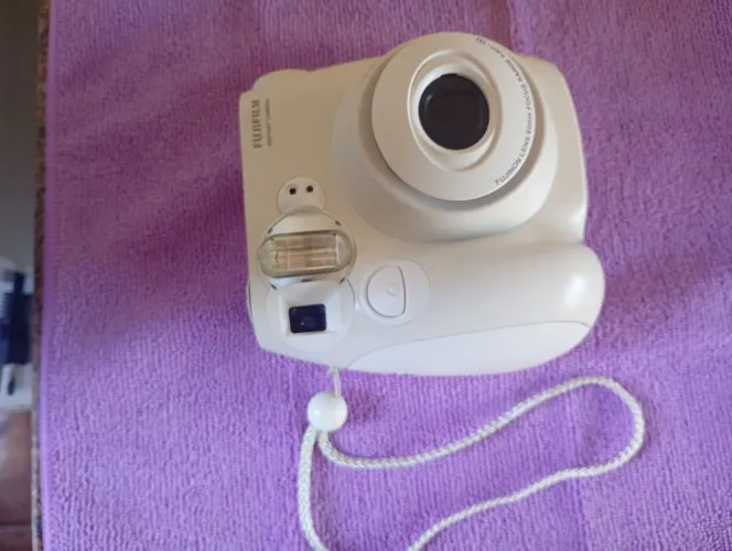 Câmara Instantânea FUJIFILM