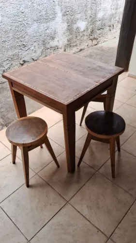MESA DE MADEIRA