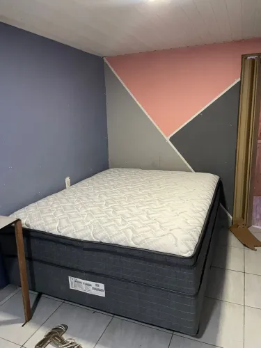 Cama Queen box conjugado seminova