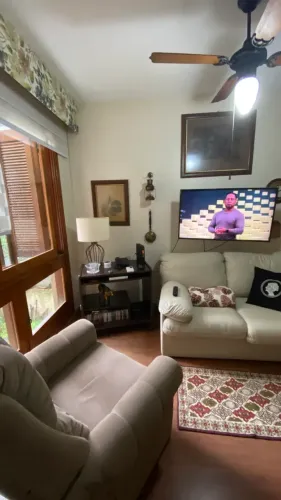 Imóvel para aluguel e venda com 56 metros quadrados com 1 quarto em Menino Deus - Porto Al