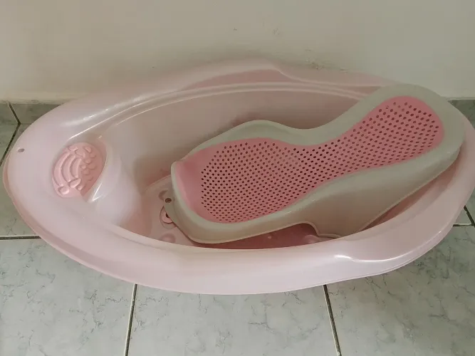 Banheira de menina 
