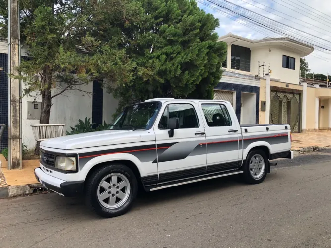 Chevrolet C-20 Custom Std. CD 4.1 1995