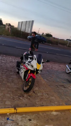 YAMAHA R3, edição limitada 