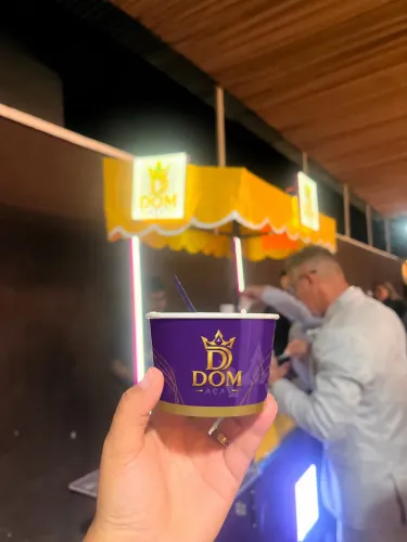 O carrinho de açaí mais lindo pro seu evento!
