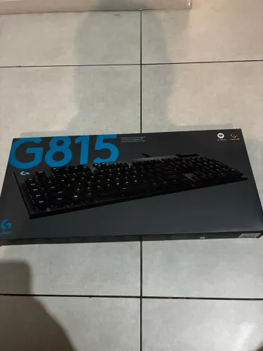 Teclado Logitech G815 usado