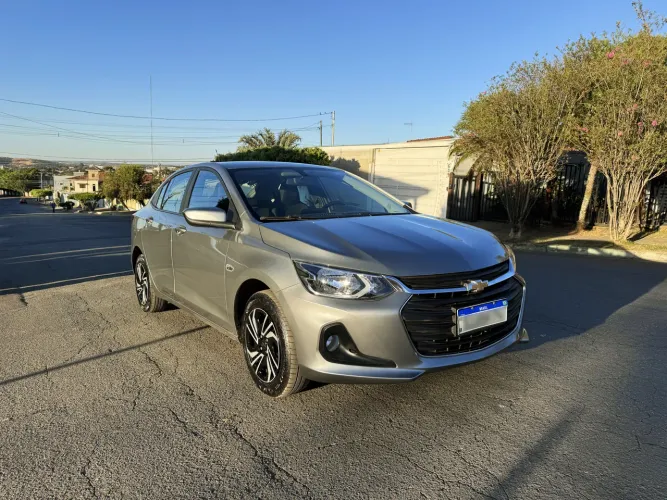 Chevrolet Onix Plus LT 1.0 12V Flex Mec. 4P 2024