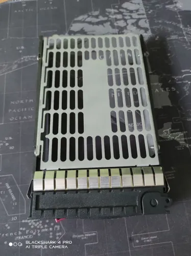 gaveta (caddy) hot-swap para servidores HP ProLiant. 