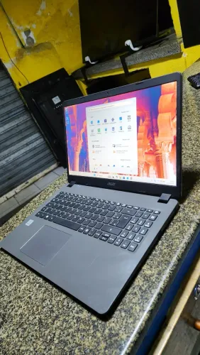 Notebook Acer, i3 10ª geração, 8Gb RAM, 256Gb SSD (Garantia de 3 meses)