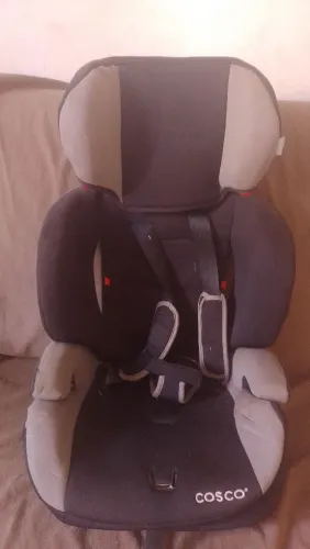 Cadeira automotiva para criança