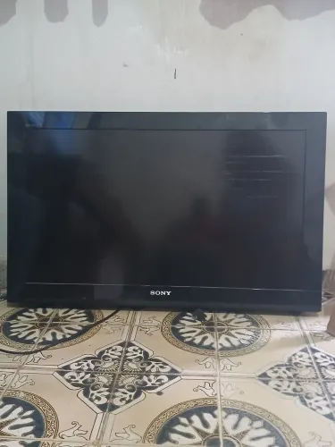 TV SONY 32' Nao é Smart COM DEFEITO