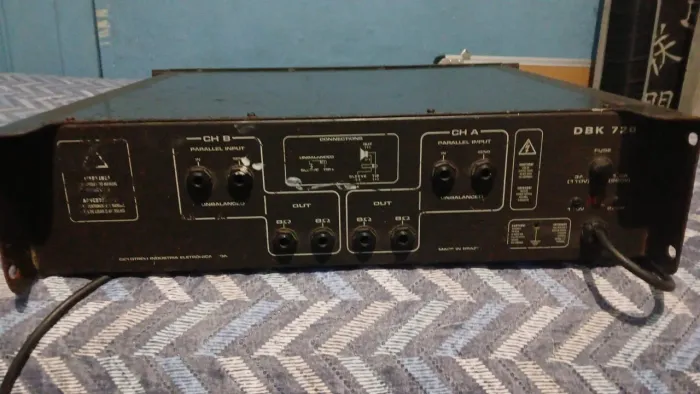 Vende-se ou troca em médio grave de 10 ou modolo de 1200 rms