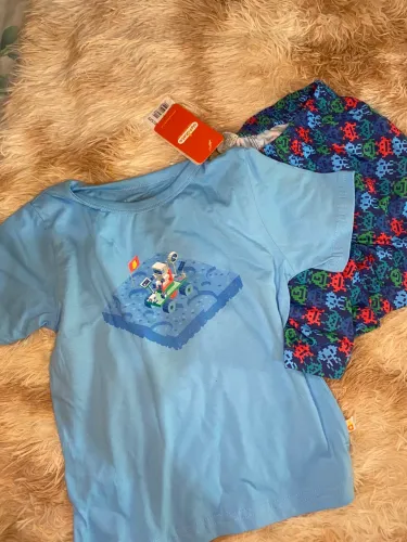 Roupas infantis ALPHABETO