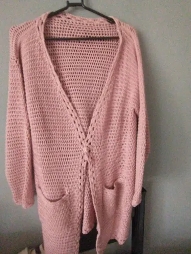 Casaco de frio em crochê feito com linha amigurume 100%algodao .