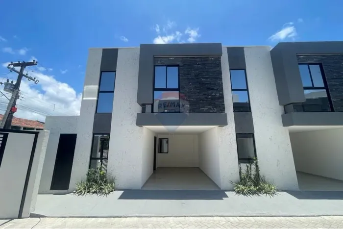 Casa em condomínio a venda n Barra nova com 3/4 uma suite, área de lazer completa, próximo