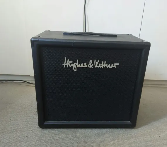 Gabinete Guitarra Hughes & Kettner TM 112