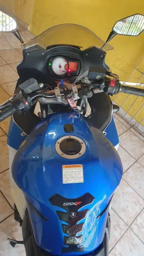 Vendo Suzuki GSX 650F 2014 toda revisada