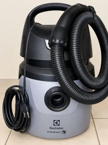 Aspirador de Pó Electrolux A10 Smart